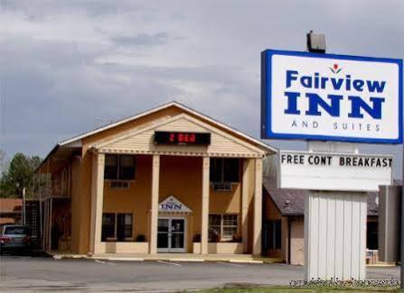 Fairview Inn & Suites Екстериор снимка